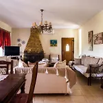 Rossa Villa *